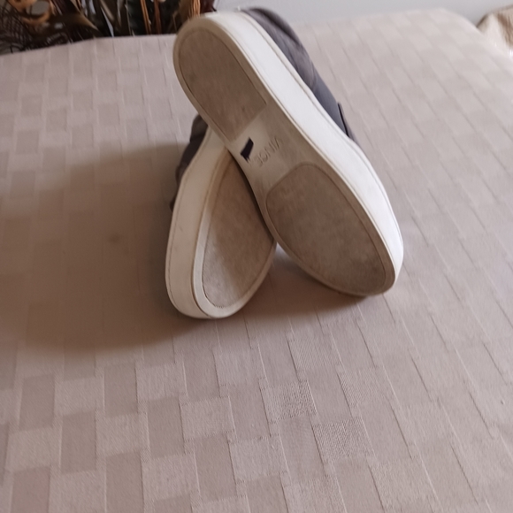 Vince Gray Slip-On Sneakers - Picture 9 of 12